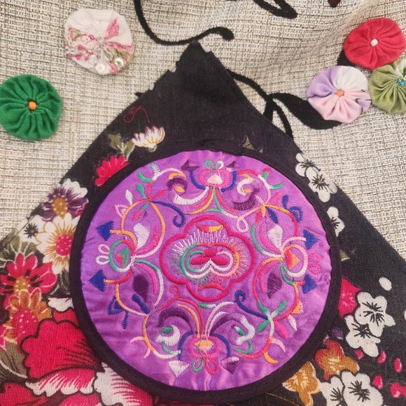 Artisan Embroidered Hand Made Shoulder Bag - Picture 11 of 11